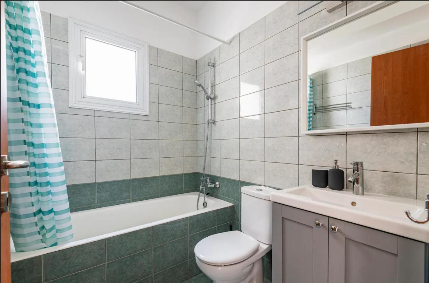 Top Floor Apartment City Center Lárnaka Kültér fotó